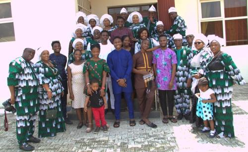 2020 Thanksgiving_TBF Family with Children